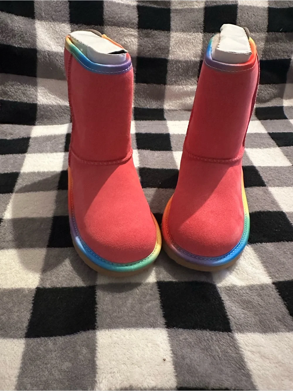 UGG Kids Classic Short II Rainbow Boot in Pink Size 13